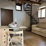 La Casina Del Borgo - Bilocale Diana * Perugia
